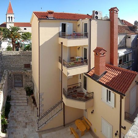 Old Town Studio Apartments Макарска Екстериор снимка