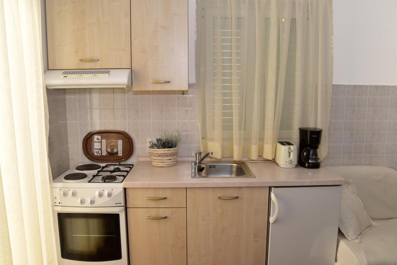 Old Town Studio Apartments Макарска Екстериор снимка