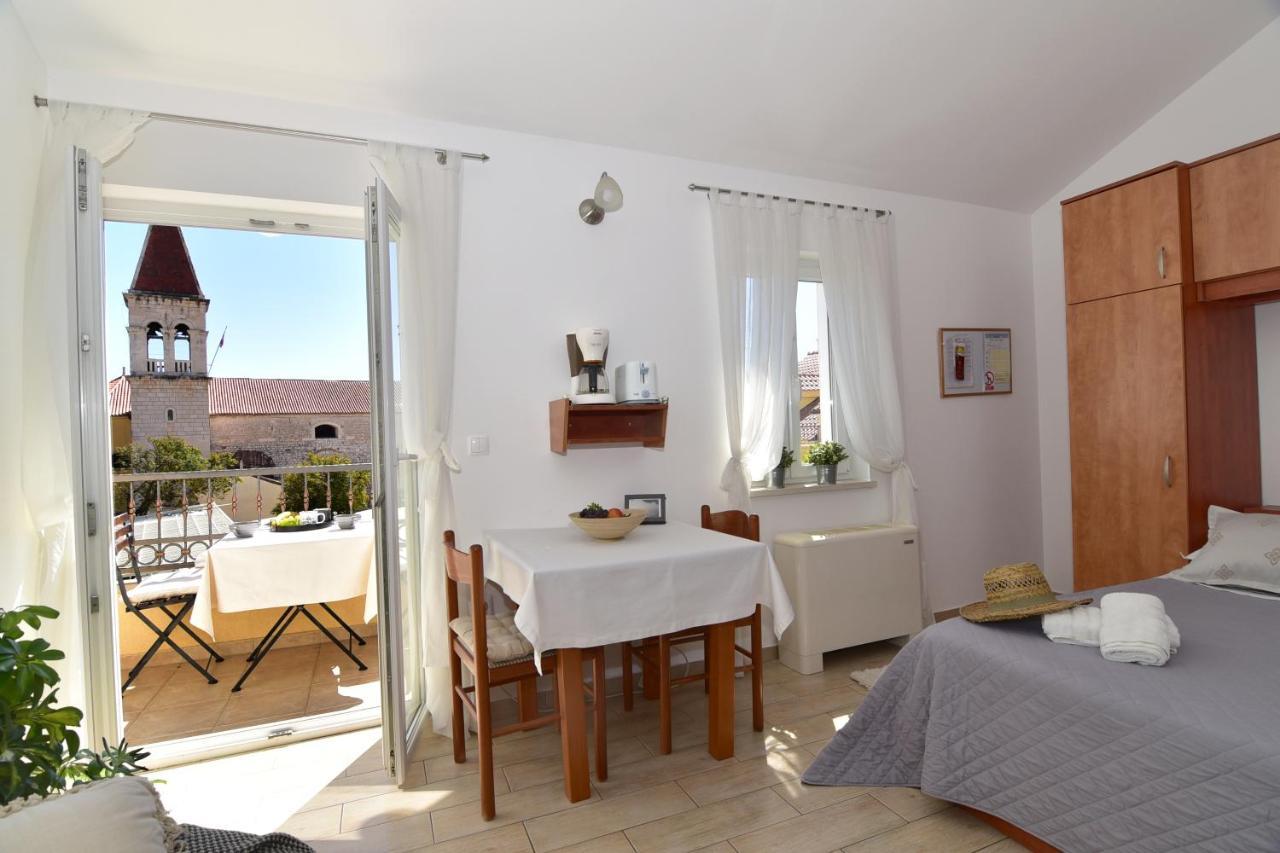 Old Town Studio Apartments Макарска Екстериор снимка