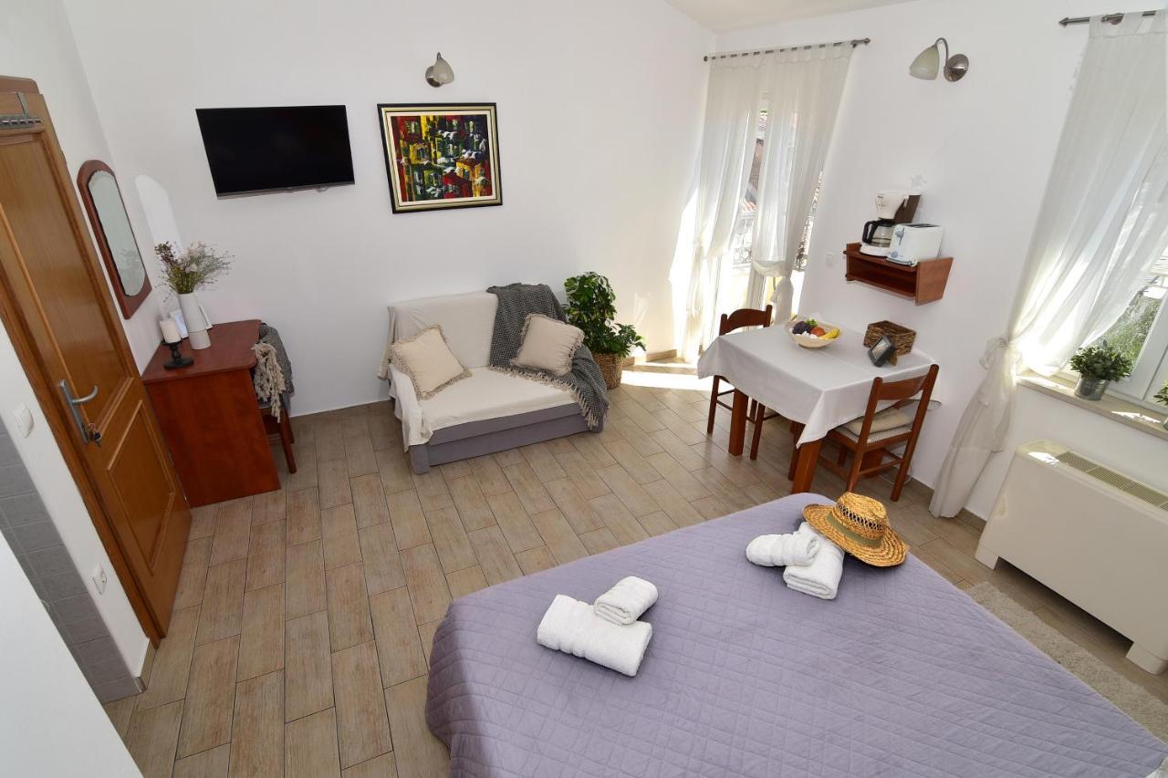 Old Town Studio Apartments Макарска Екстериор снимка