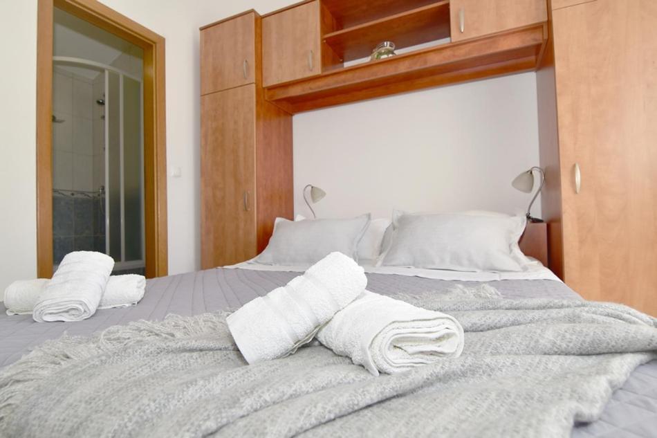Old Town Studio Apartments Макарска Екстериор снимка